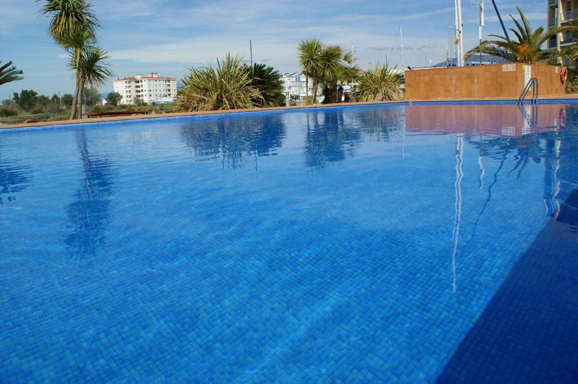 Precioso Piso Con Vista Al Canal Y Piscina En Roses Av-69 Exterior foto